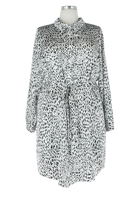 CURVY Leopard Print Button down dress